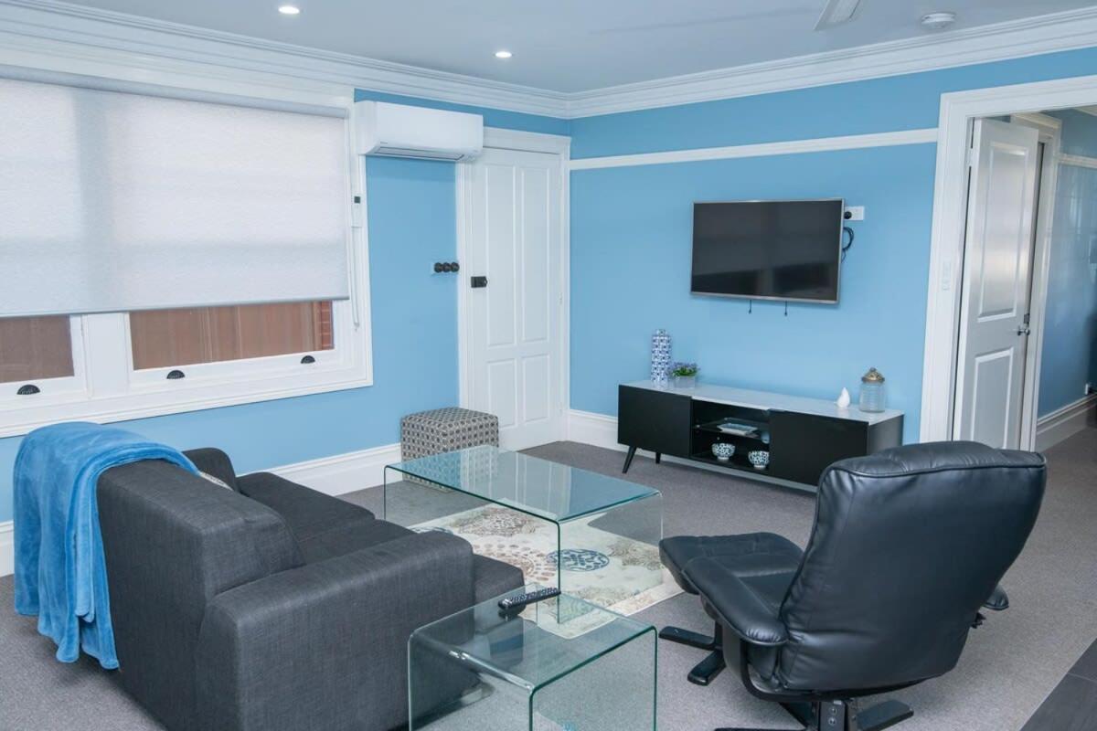 Apartment Blue Door 2 - Spacious Cbd Orange